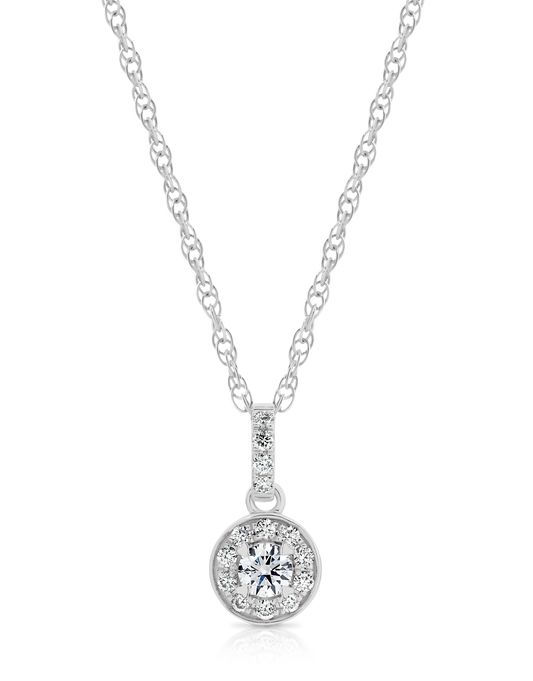P8PD071 18ct White Gold Halo Pendant with Heart Prongs